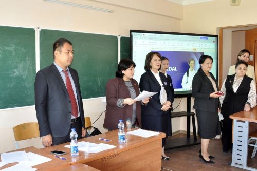 IT-QUEENS: NMTU student-qızları joqarı nátiyjelerge eristi