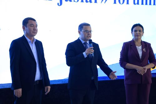 NMTU studenti "Kreativ isbilermen jaslar" tańlawı jeńimpazı