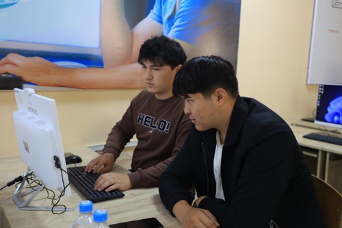 NMTUda ICPC xalıqaralıq programmalastırıw olimpiadasınıń saralaw basqıshı ótkerilmekte