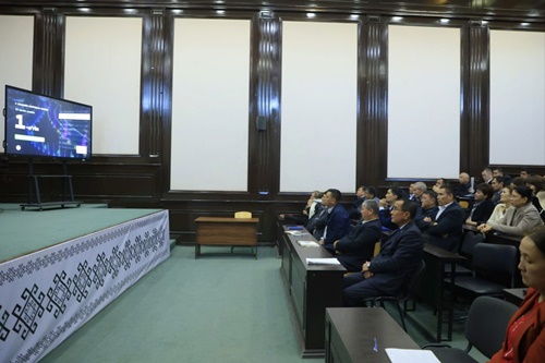 Mámleket rawajlanıwı hám erisilgen jetiskenlikler
